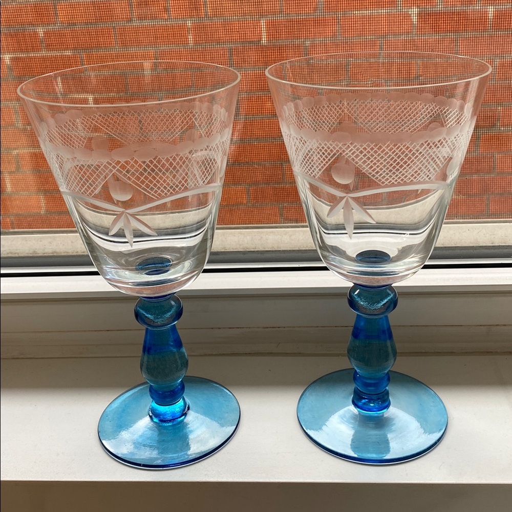 Vintage Pair of  Villeroy & Boch Etched Water Goblets Wine Glasses Blue Stem 8”